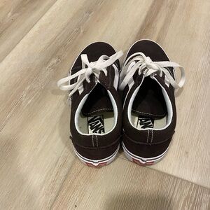 Chocolate Brown Vans women’s size 6, men 4.5